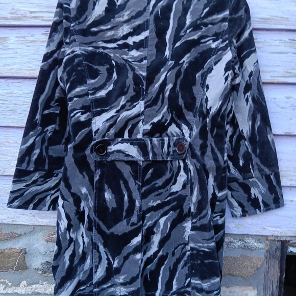 C Concept black white and gray abstract women's coat size 4 - Picture 8 of 10